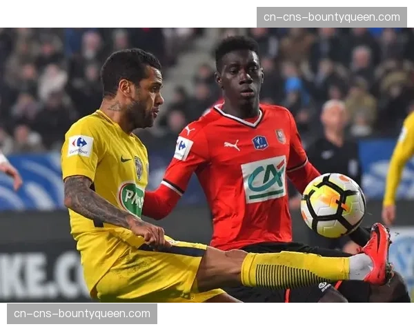 雷恩对阵南特一役，场边广告牌成功测试“区域化动态投放”技术