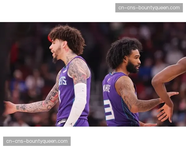 黄蜂主场血洗国王，全队投进26记三分追平队史纪录